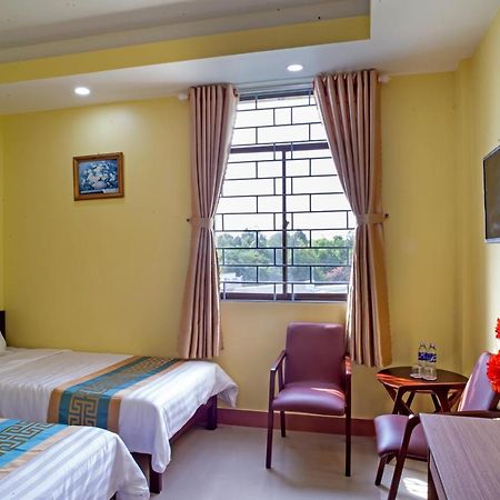 Ap Vinh Dong Ngoc Linh Motel מראה חיצוני תמונה